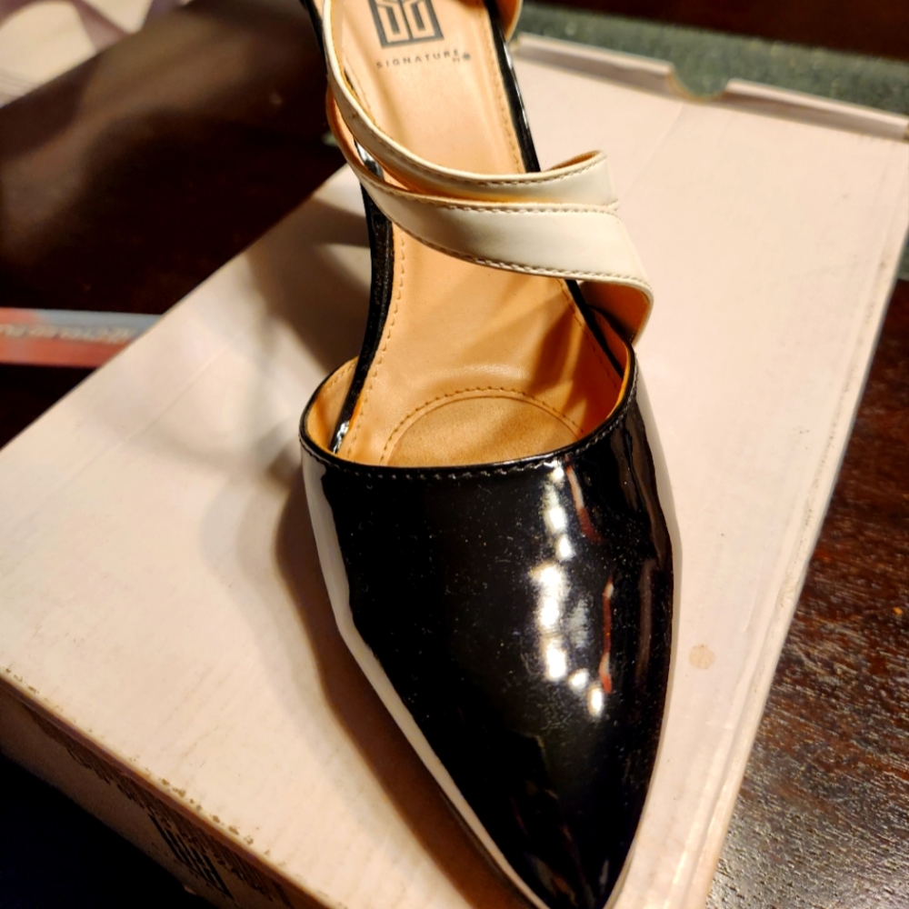 3.5 heel  Tuxedo shoe